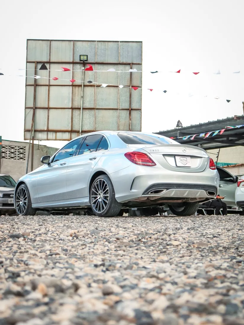 Mercedes Benz C300