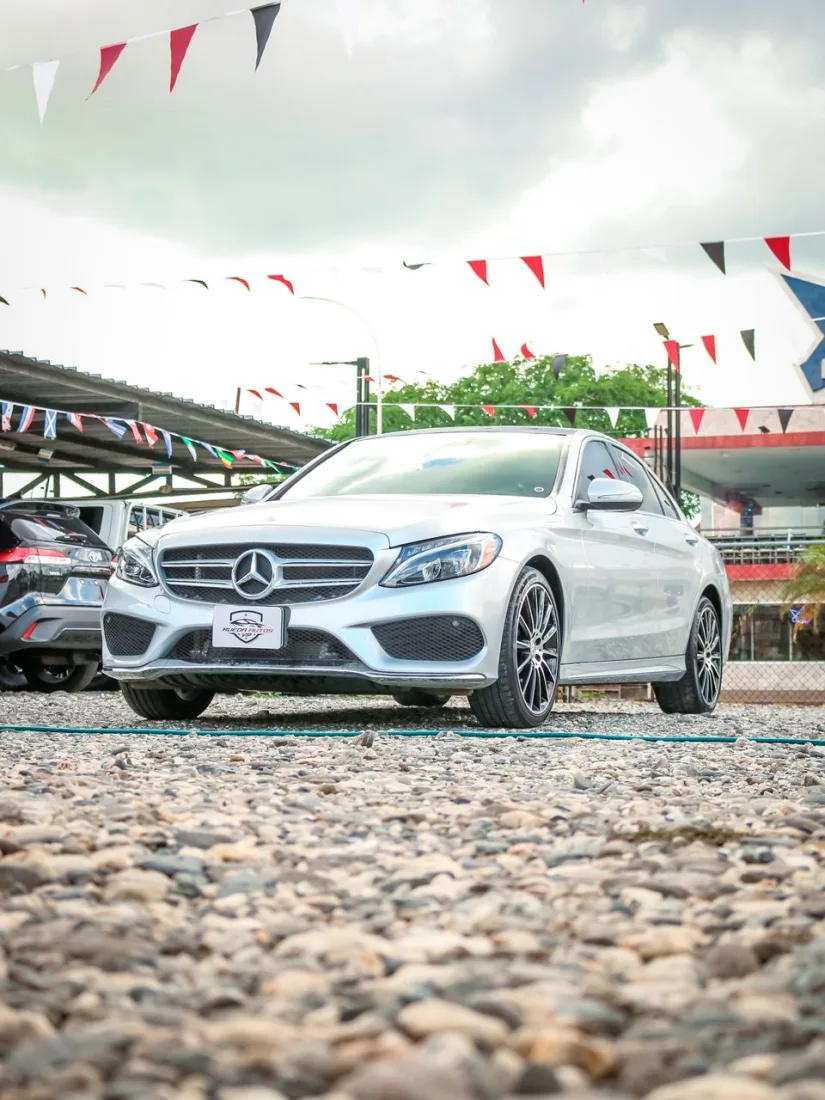 Mercedes Benz C300