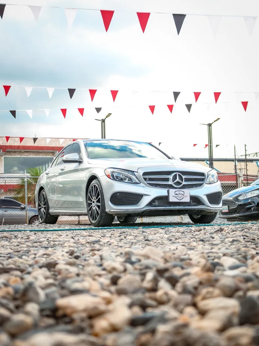 Mercedes Benz C300