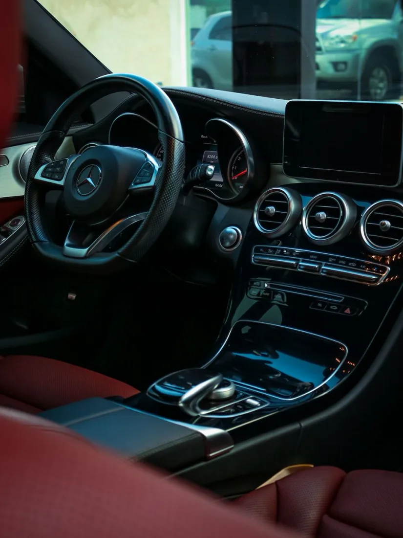 Mercedes Benz C300